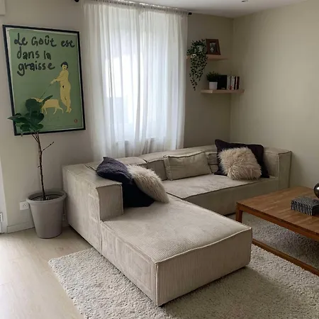 Holiday home Petite Maison De Charme Avec Exterieur Proche Gare